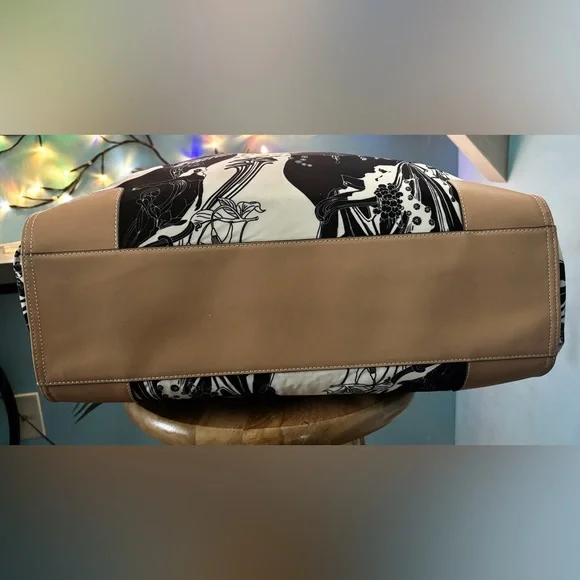 Tory Burch Large Ella Muse Printed Tote Bag - Picture 4 of 10